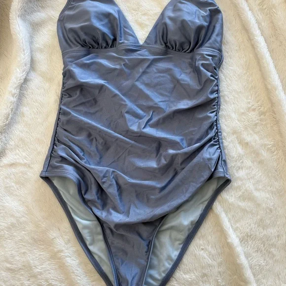 Cupshe Light Blue One-Piece Swimsuit - Picture 3 of 6